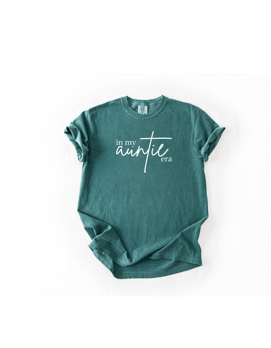 Mom Auntie Grandma Nana Era T-shirt