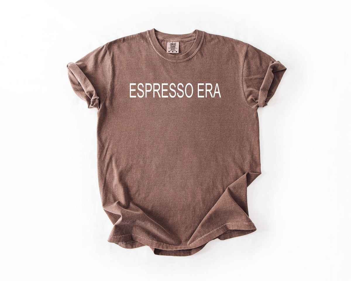 Comfort Colors Graphic Tee | Small Town Girl